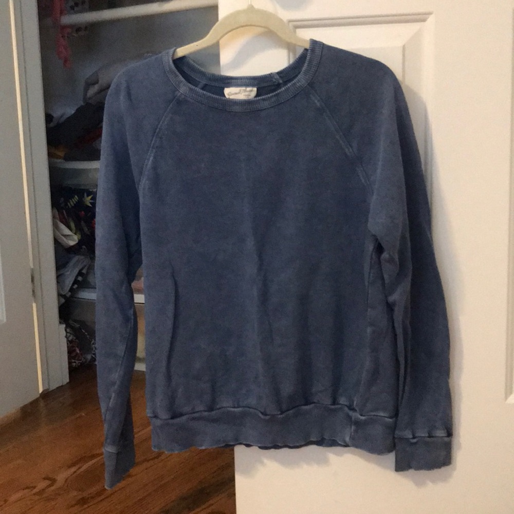 Sweatshirt
